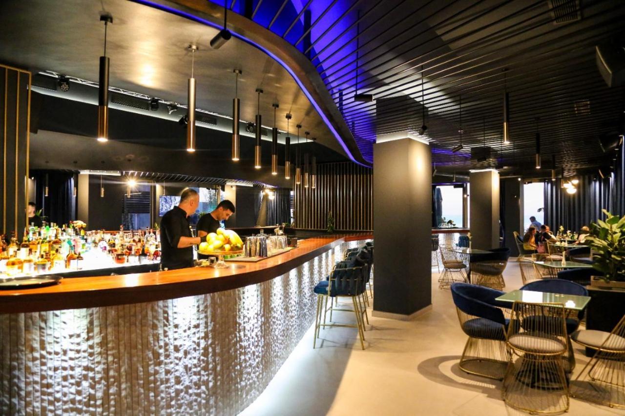 Курортный комплекс Diamond Hill & 4*
