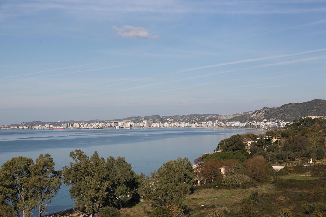 Diamond Hill & Влёра